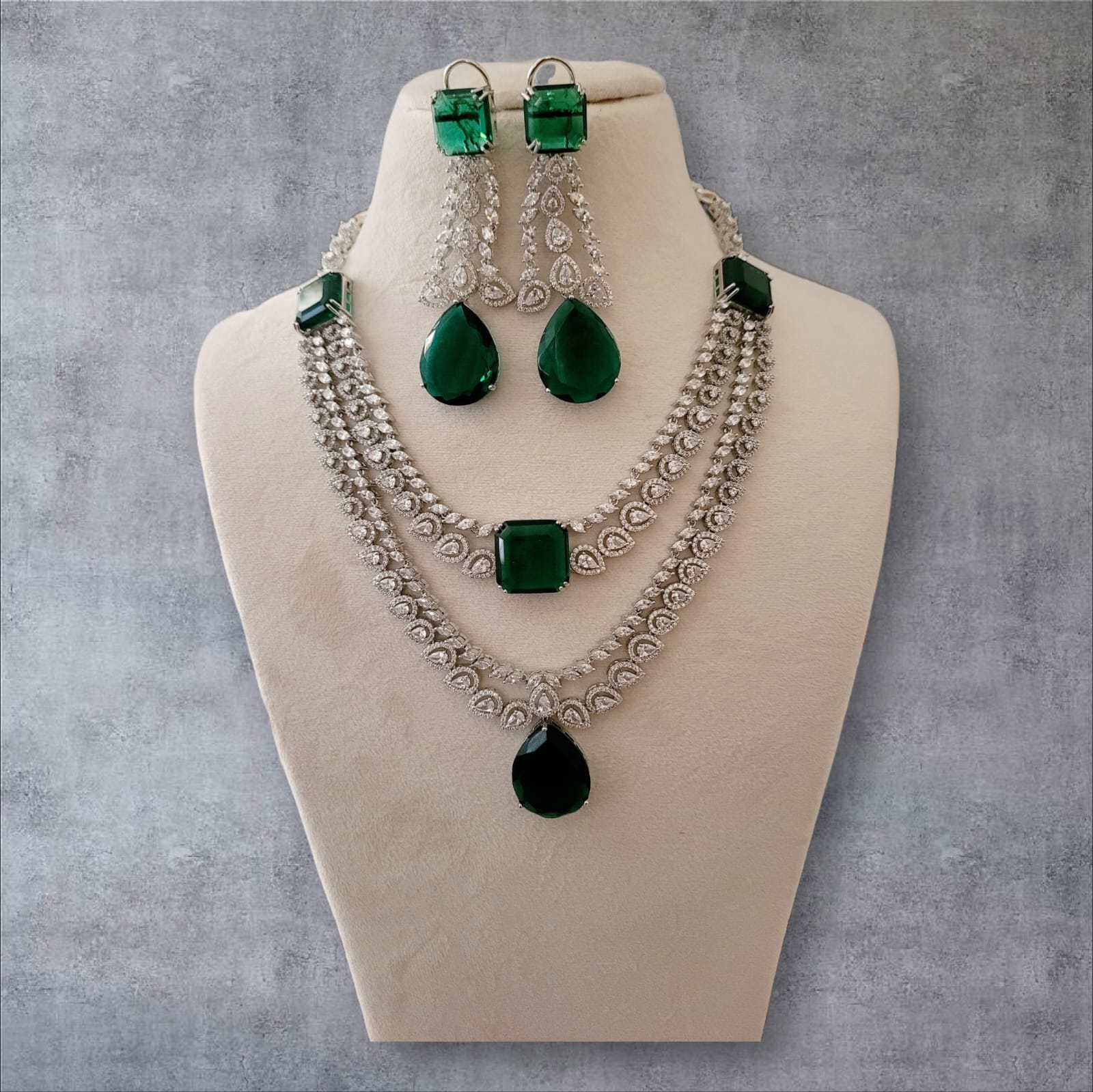 IMG-20251205-WA0007 Aarvi - Image 1