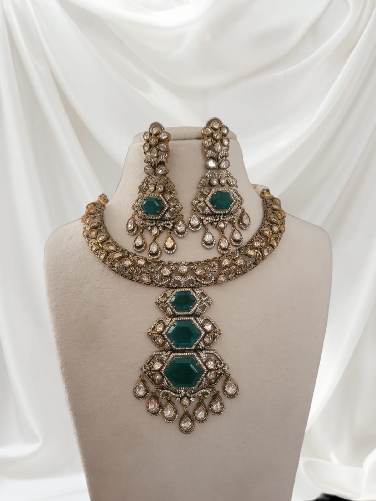 IMG-20251211-WA0000 Arka - Image 1